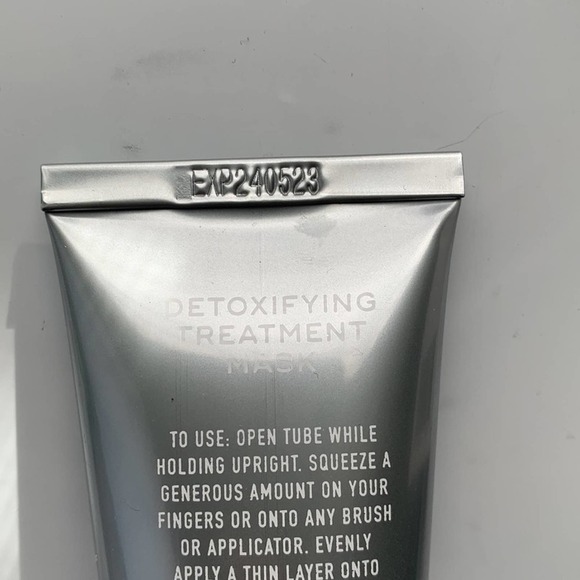 Aceology Detoxifying Treatment Mask (BNIB) - Picture 4 of 6